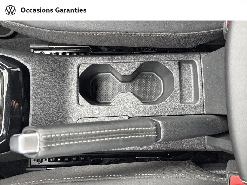 Voitures occasions VOLKSWAGEN T-CROSS R-Line Clermont-Ferrand