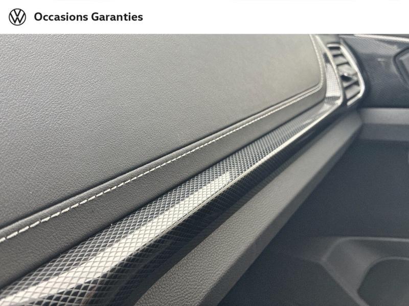 Voitures occasions VOLKSWAGEN T-CROSS R-Line Clermont-Ferrand