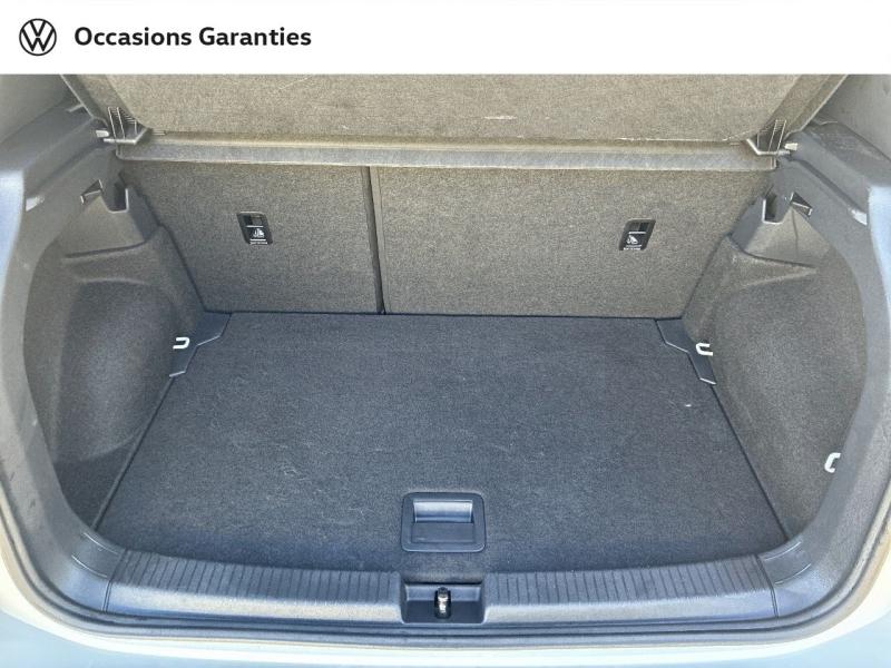 Voitures occasions VOLKSWAGEN T-CROSS R-Line Clermont-Ferrand