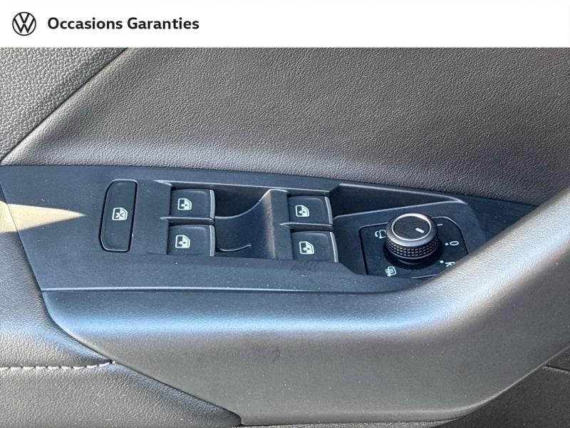 Voitures occasions VOLKSWAGEN T-CROSS R-Line Clermont-Ferrand