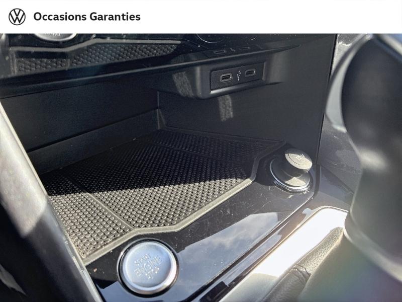 Voitures occasions VOLKSWAGEN T-ROC Style Exclusive Clermont-Ferrand