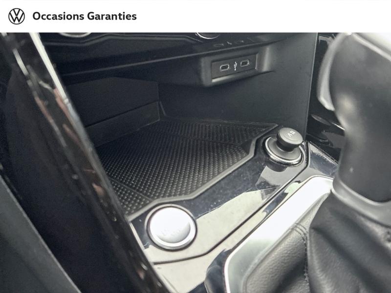 Voitures occasions VOLKSWAGEN T-ROC R-Line Clermont-Ferrand