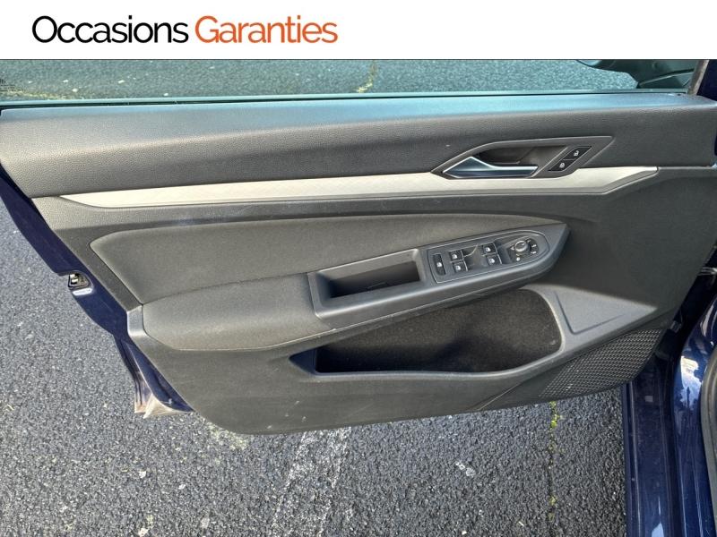 Voitures occasions VOLKSWAGEN GOLF Life Business 1st Clermont-Ferrand