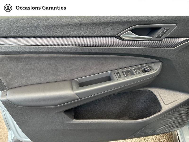 Voitures occasions VOLKSWAGEN GOLF R-Line Edition Clermont-Ferrand