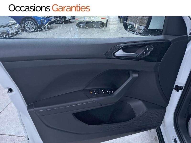 Voitures occasions VOLKSWAGEN T-CROSS R-Line Clermont-Ferrand