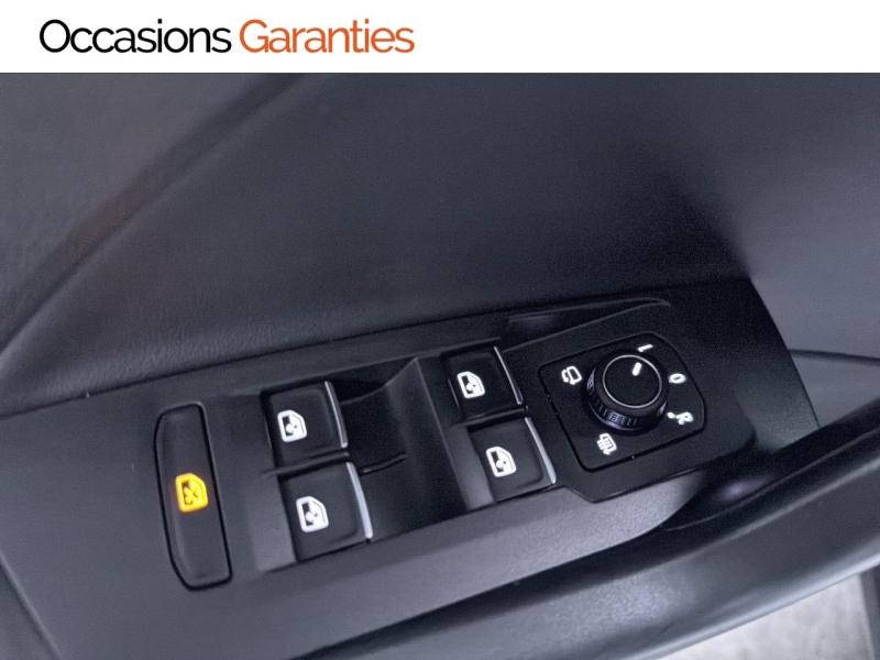 Voitures occasions VOLKSWAGEN T-CROSS R-Line Clermont-Ferrand