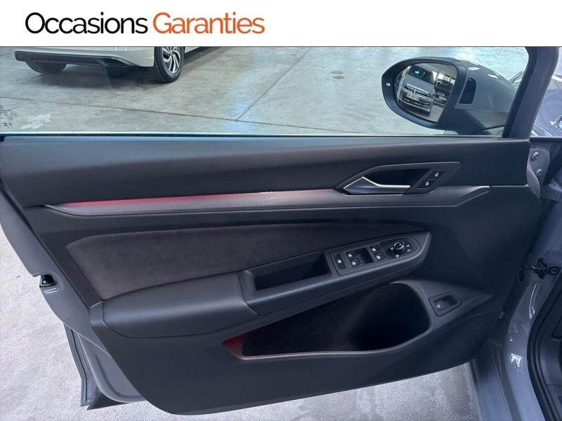 Voitures occasions VOLKSWAGEN GOLF Style Clermont-Ferrand