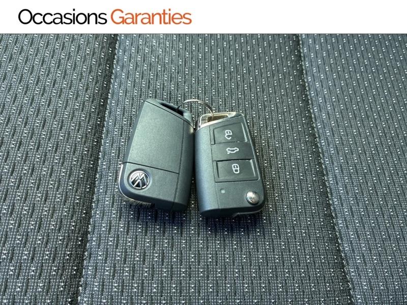 Voitures occasions VOLKSWAGEN TOURAN VW Edition Clermont-Ferrand