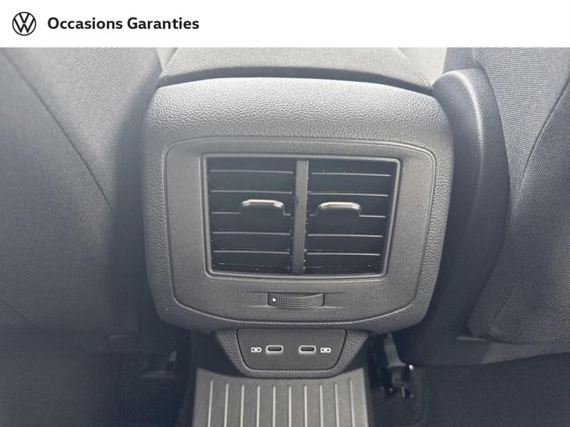 Voitures occasions VOLKSWAGEN T-ROC VW Edition Clermont-Ferrand