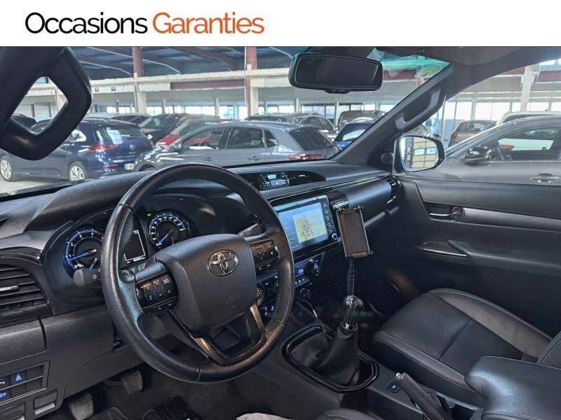 Voitures occasions TOYOTA Hilux Invincible Clermont-Ferrand