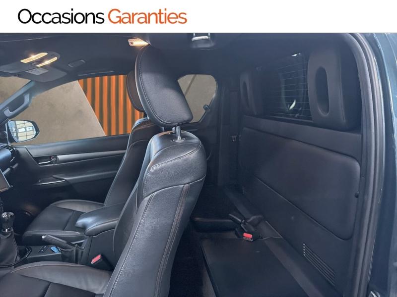 Voitures occasions TOYOTA Hilux Invincible Clermont-Ferrand