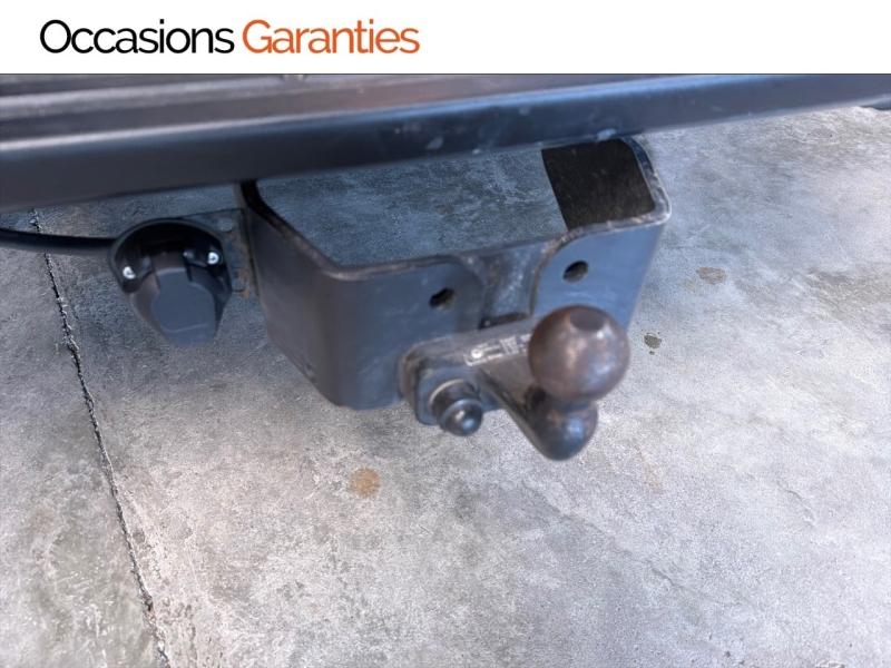 Voitures occasions TOYOTA Hilux Invincible Clermont-Ferrand