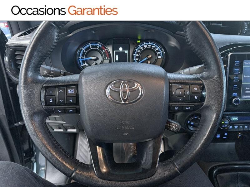 Voitures occasions TOYOTA Hilux Invincible Clermont-Ferrand
