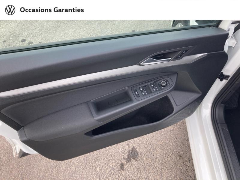 Voitures occasions VOLKSWAGEN GOLF Life Business 1st Clermont-Ferrand