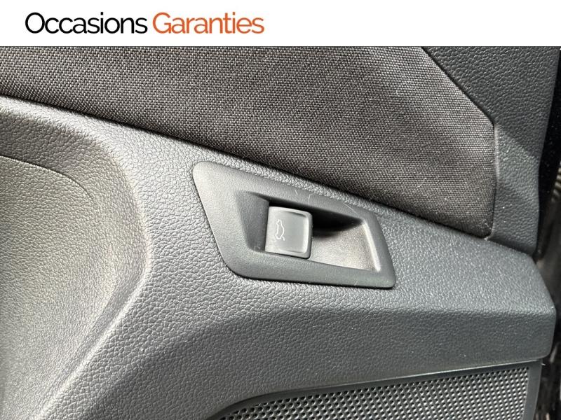 Voitures occasions VOLKSWAGEN T-ROC Active Clermont-Ferrand