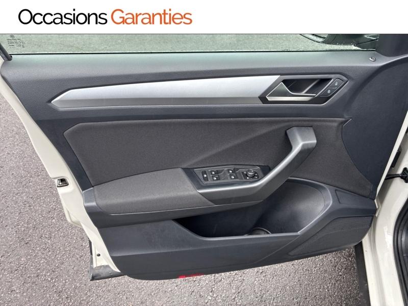 Voitures occasions VOLKSWAGEN T-ROC Life Plus Clermont-Ferrand