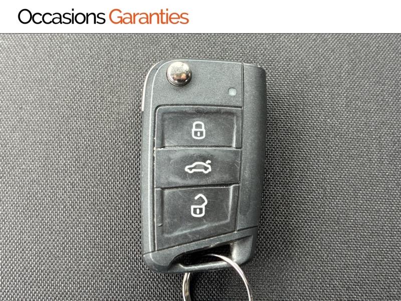 Voitures occasions VOLKSWAGEN T-ROC Life Plus Clermont-Ferrand