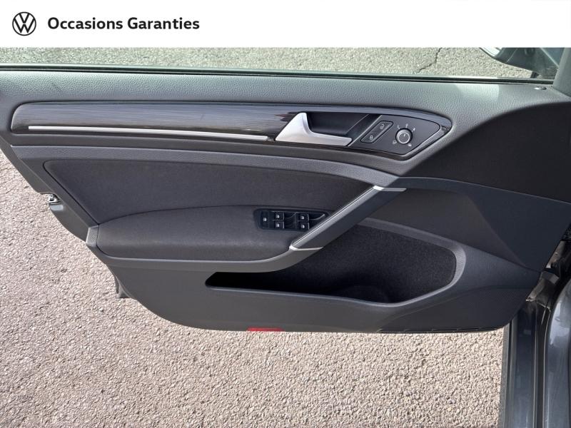 Voitures occasions VOLKSWAGEN GOLF Carat Clermont-Ferrand