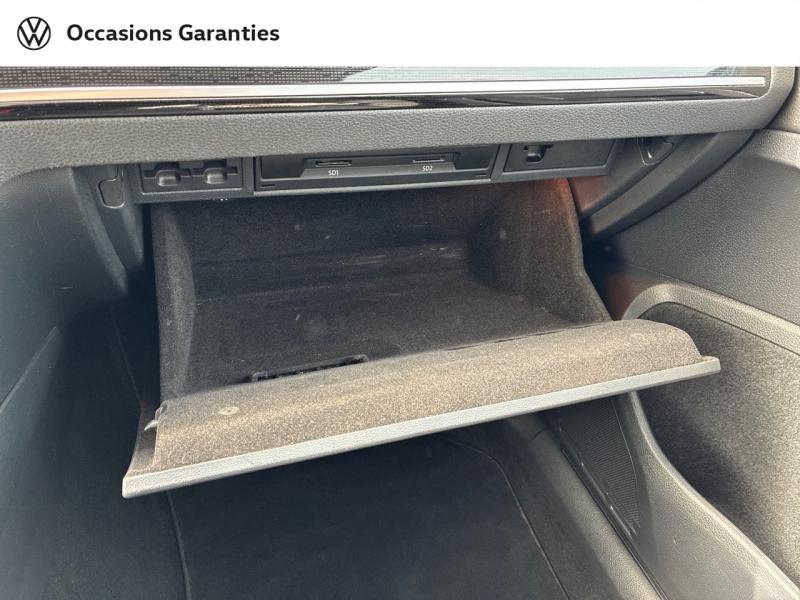 Voitures occasions VOLKSWAGEN GOLF Carat Clermont-Ferrand