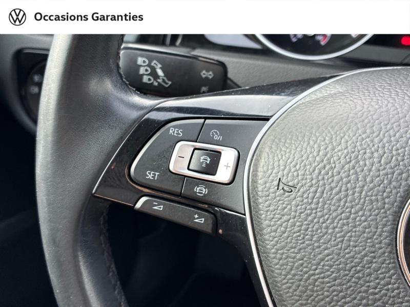 Voitures occasions VOLKSWAGEN GOLF Carat Clermont-Ferrand