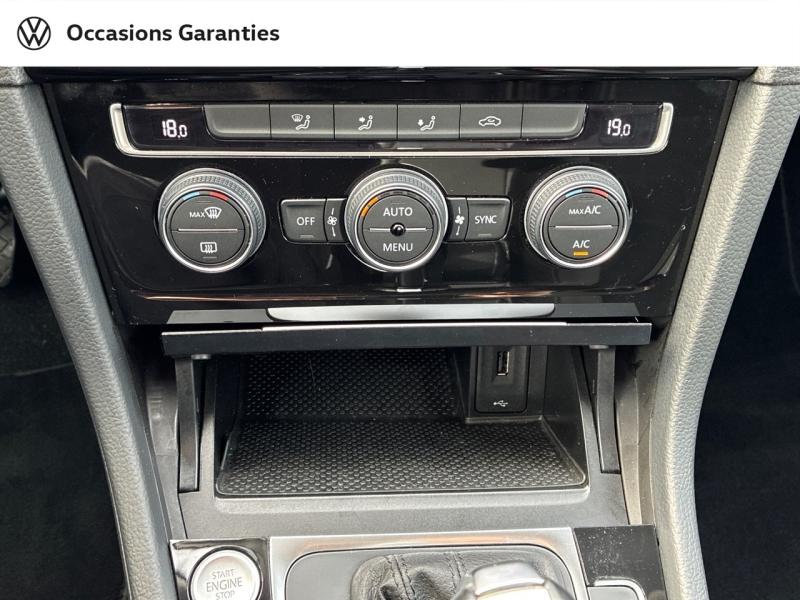 Voitures occasions VOLKSWAGEN GOLF Carat Clermont-Ferrand