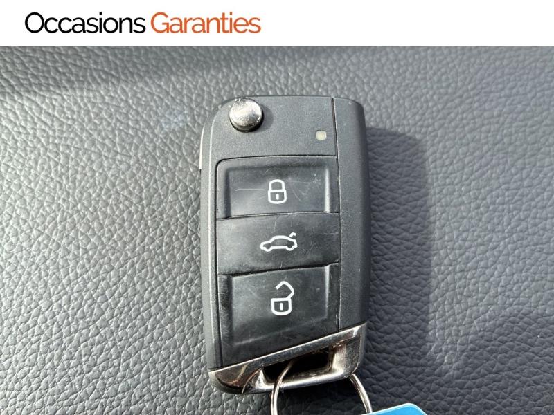 Voitures occasions VOLKSWAGEN GOLF Carat Clermont-Ferrand