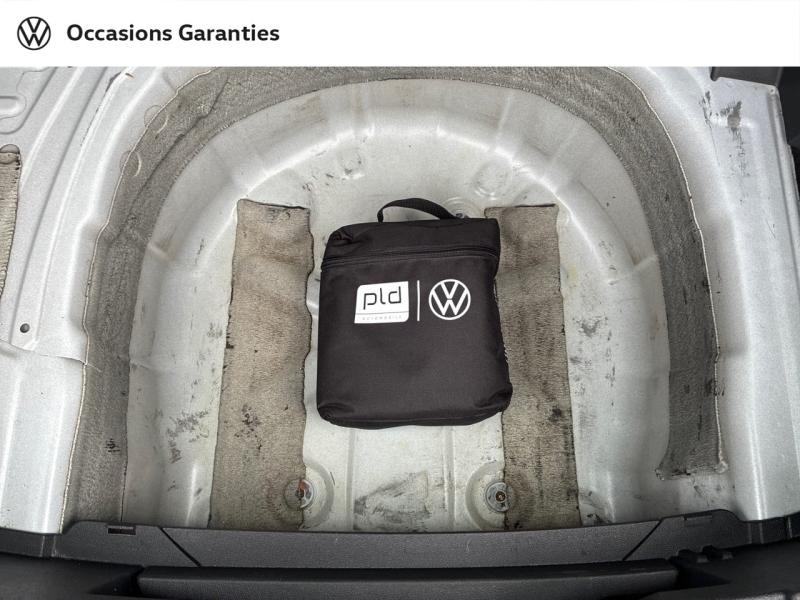 Voitures occasions VOLKSWAGEN T-CROSS Active Clermont-Ferrand