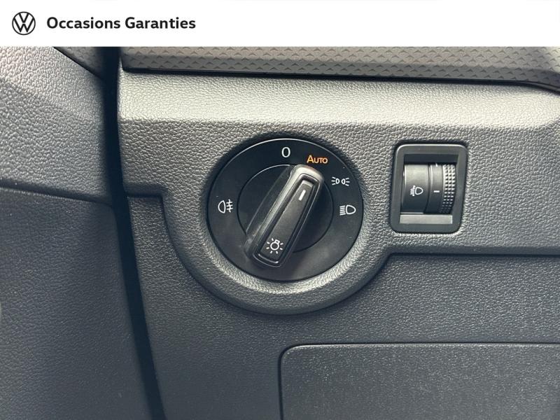 Voitures occasions VOLKSWAGEN T-CROSS Active Clermont-Ferrand