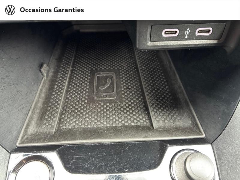 Voitures occasions VOLKSWAGEN T-CROSS Active Clermont-Ferrand