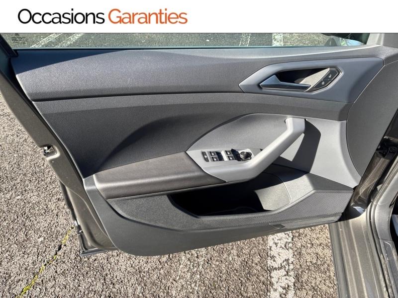 Voitures occasions VOLKSWAGEN T-CROSS Lounge Business Clermont-Ferrand