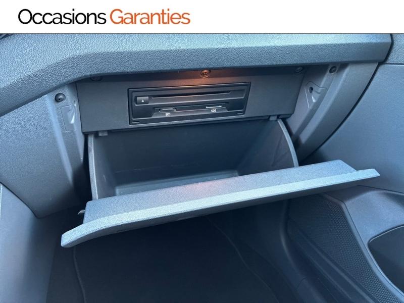 Voitures occasions VOLKSWAGEN T-CROSS Lounge Business Clermont-Ferrand