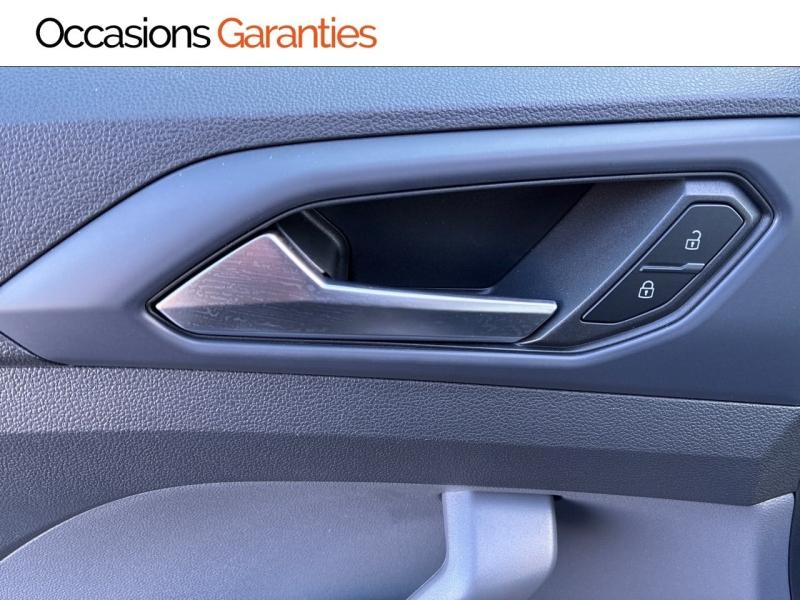 Voitures occasions VOLKSWAGEN T-CROSS Lounge Business Clermont-Ferrand