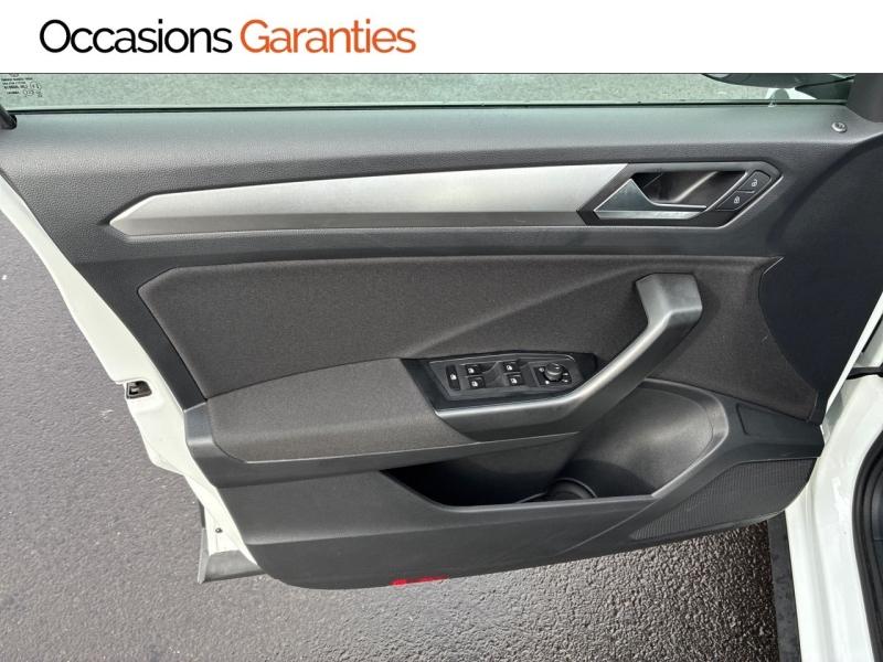 Voitures occasions VOLKSWAGEN T-ROC Life Clermont-Ferrand