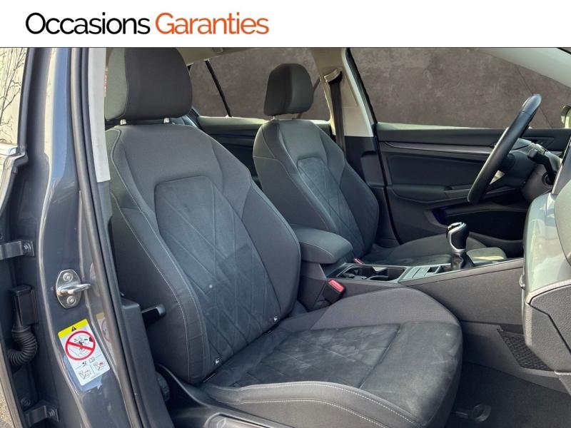 Voitures occasions VOLKSWAGEN GOLF Style 1st Clermont-Ferrand