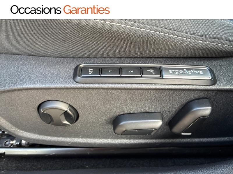 Voitures occasions VOLKSWAGEN GOLF Style 1st Clermont-Ferrand