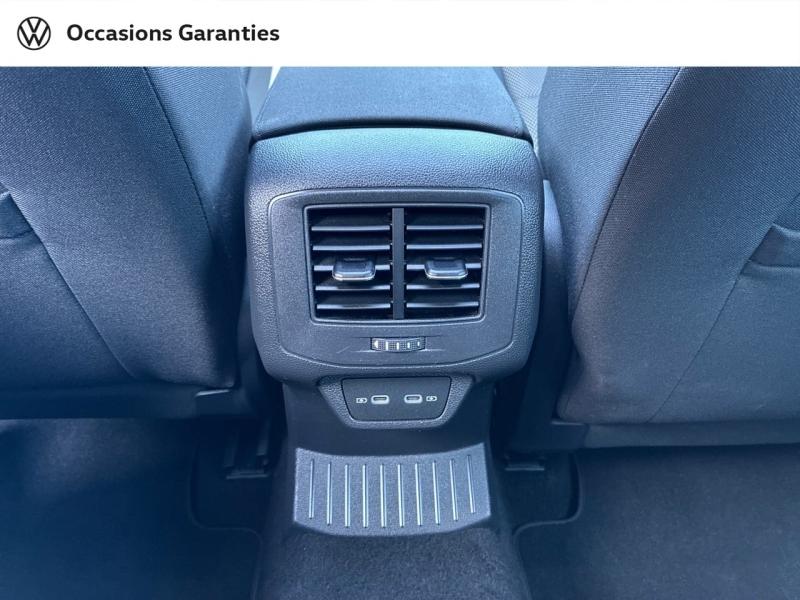 Voitures occasions VOLKSWAGEN T-ROC Carat Clermont-Ferrand