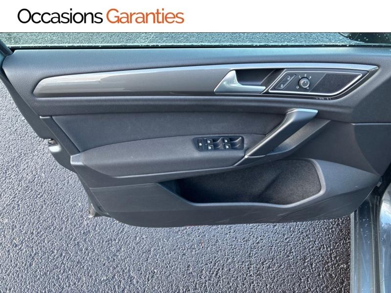 Voitures occasions VOLKSWAGEN GOLF SPORTSVAN Connect Clermont-Ferrand