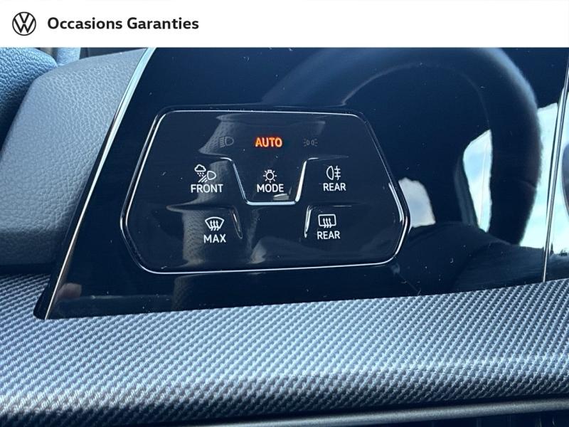 Voitures occasions VOLKSWAGEN GOLF R-Line Clermont-Ferrand