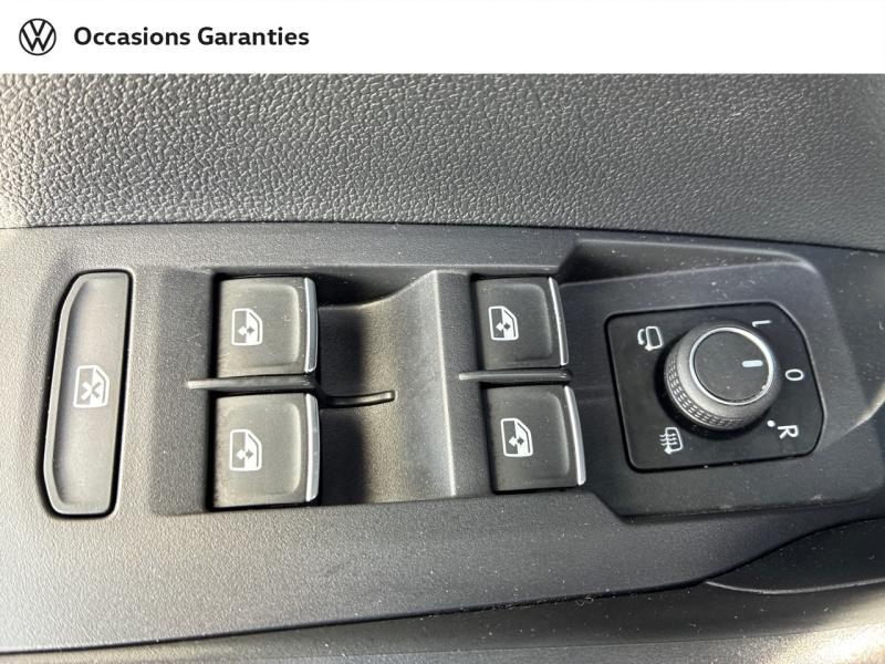 Voitures occasions VOLKSWAGEN T-CROSS R-Line Tech Clermont-Ferrand