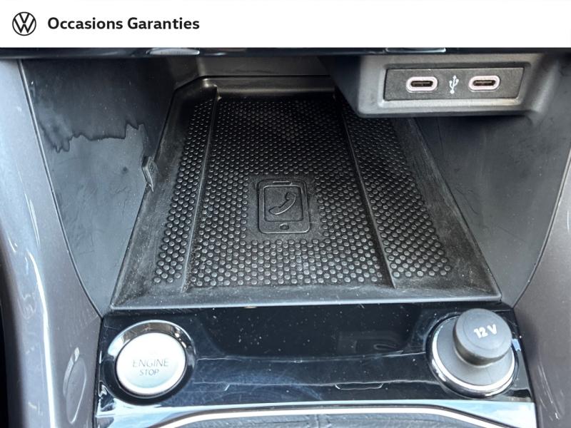 Voitures occasions VOLKSWAGEN T-CROSS R-Line Tech Clermont-Ferrand