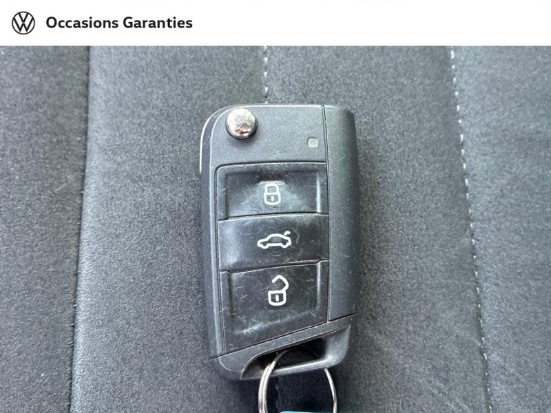 Voitures occasions SEAT ARONA Urban Clermont-Ferrand