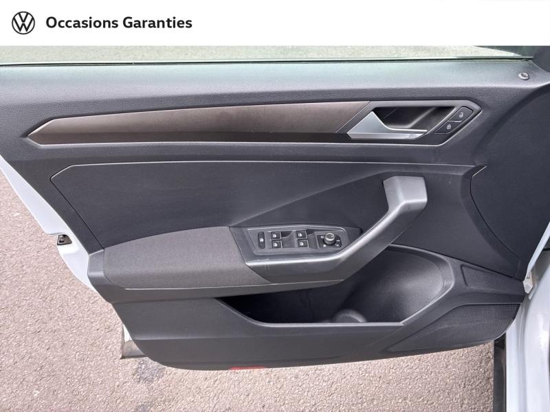 Voitures occasions VOLKSWAGEN T-ROC Lounge Clermont-Ferrand