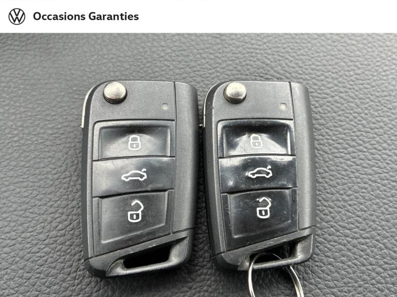 Voitures occasions VOLKSWAGEN T-ROC Lounge Clermont-Ferrand