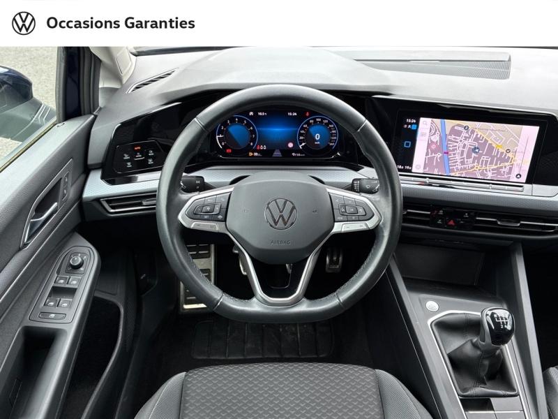 Voitures occasions VOLKSWAGEN GOLF Active Clermont-Ferrand