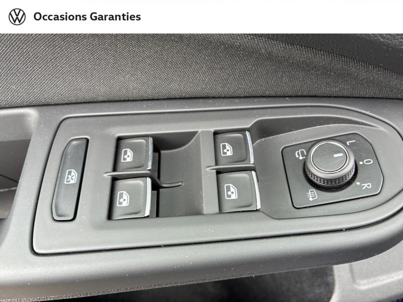 Voitures occasions VOLKSWAGEN GOLF Active Clermont-Ferrand