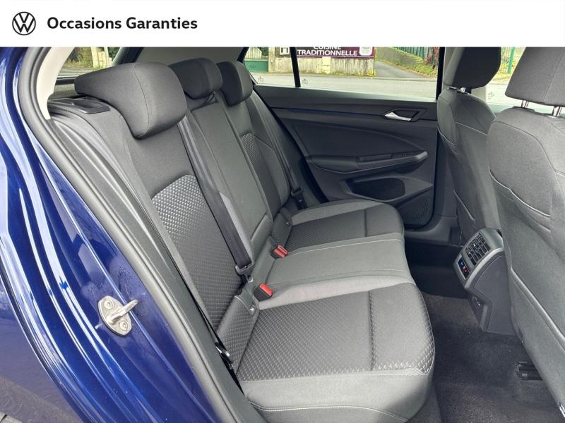 Voitures occasions VOLKSWAGEN GOLF Active Clermont-Ferrand