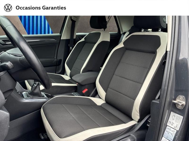 Voitures occasions VOLKSWAGEN T-ROC Carat Clermont-Ferrand