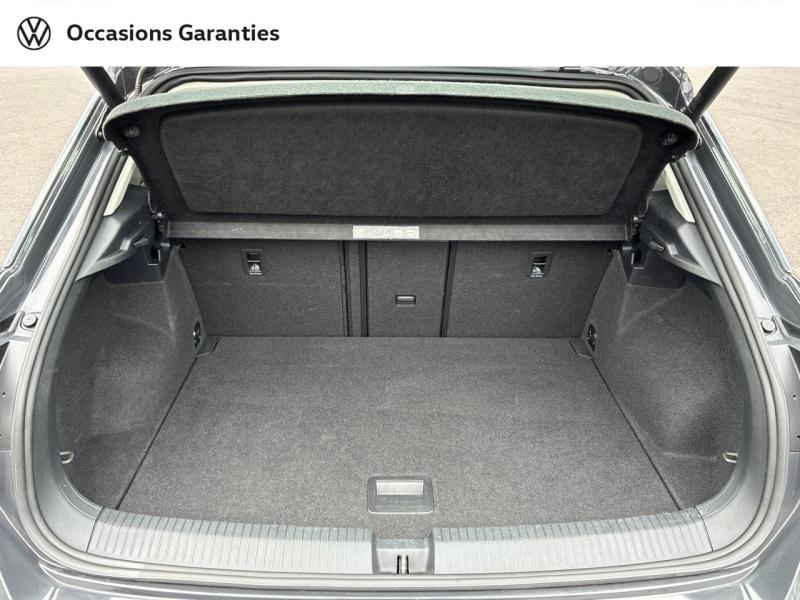 Voitures occasions VOLKSWAGEN T-ROC Carat Clermont-Ferrand