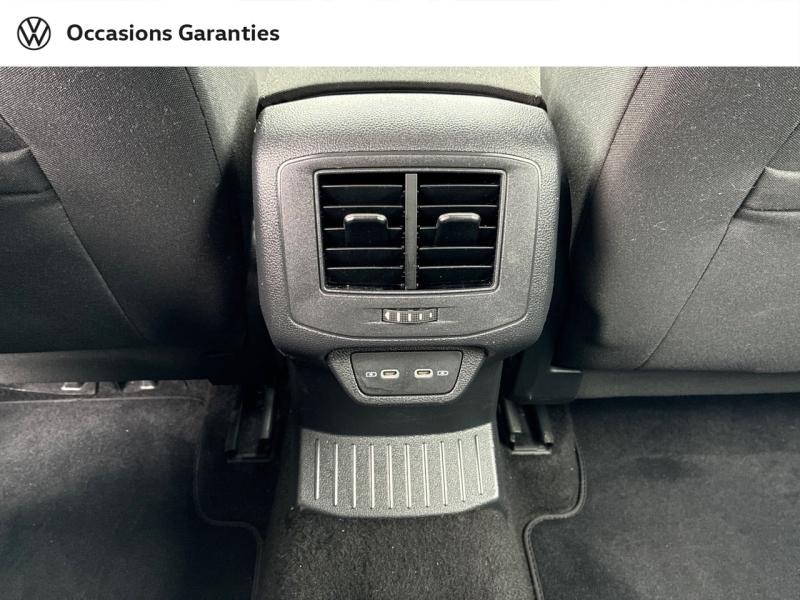 Voitures occasions VOLKSWAGEN T-ROC Carat Clermont-Ferrand