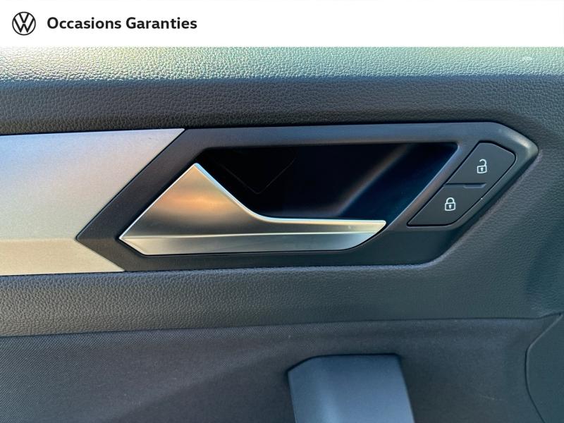 Voitures occasions VOLKSWAGEN T-ROC Life Clermont-Ferrand